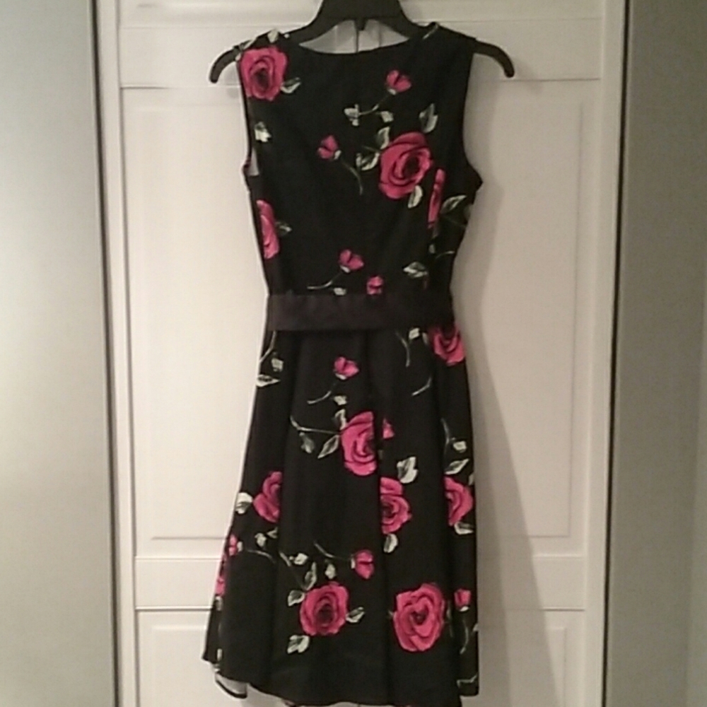 Bridesmay size M women’s sundress floral a line